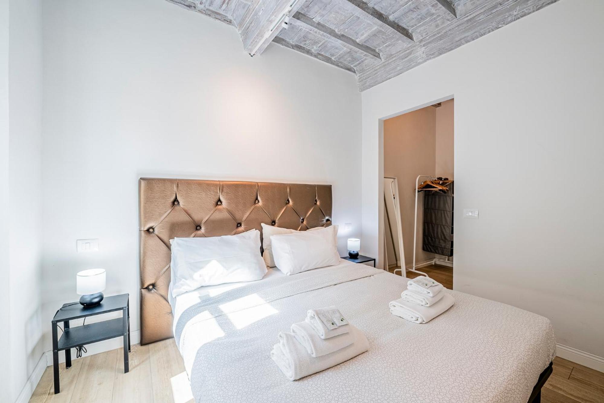 10 Minuti Duomo - Double Suite Con Idromassaggio 佛罗伦萨 外观 照片