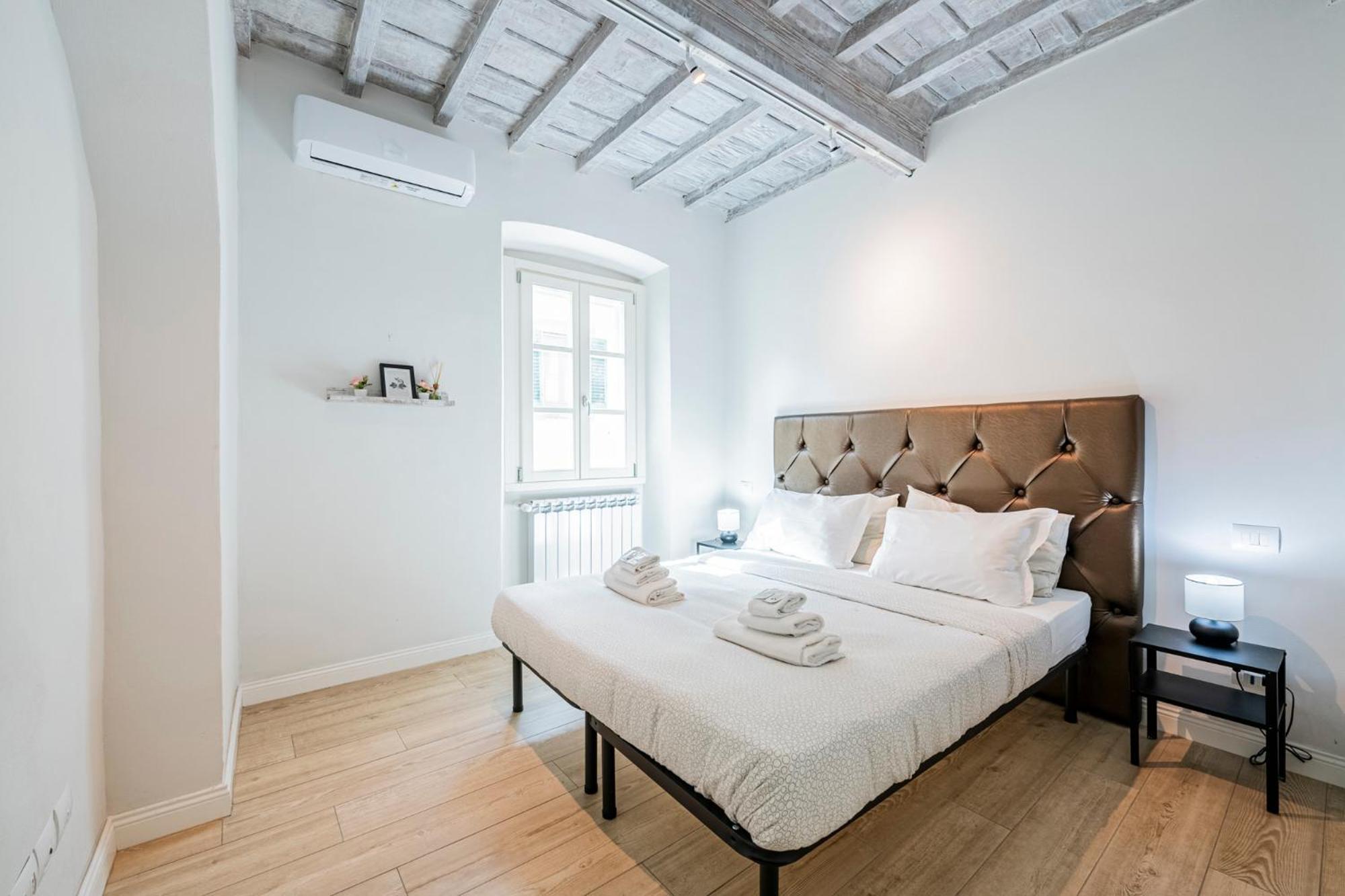 10 Minuti Duomo - Double Suite Con Idromassaggio 佛罗伦萨 外观 照片